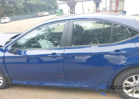 2025 Toyota Camry Le z USA, uszkodzony, nr VIN 4T1DAACK1SU051791